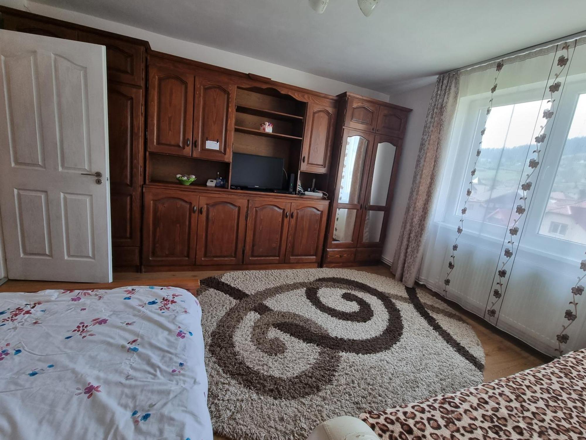 Garsoniera Emilia Apartment Campulung Moldovenesc Ngoại thất bức ảnh